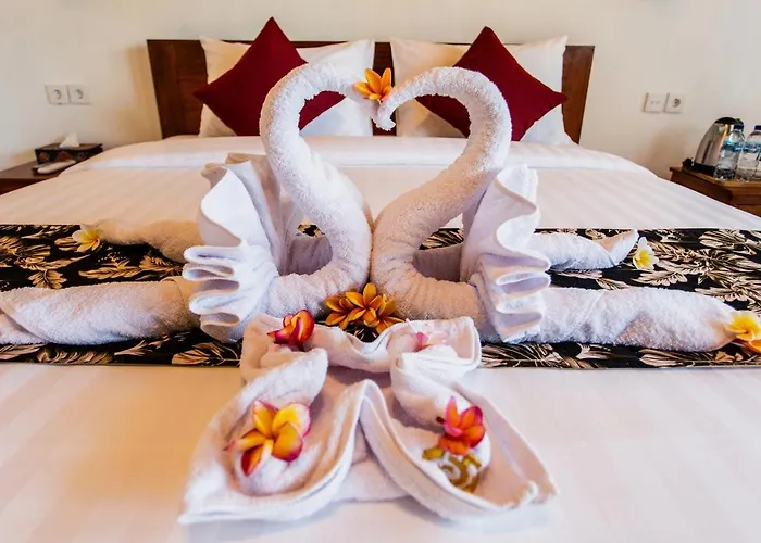 Hostal Camar & *
